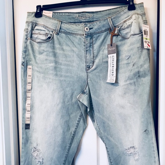 American Rag Girlfriend Fit Cropped Jeans - Picture 6 of 6